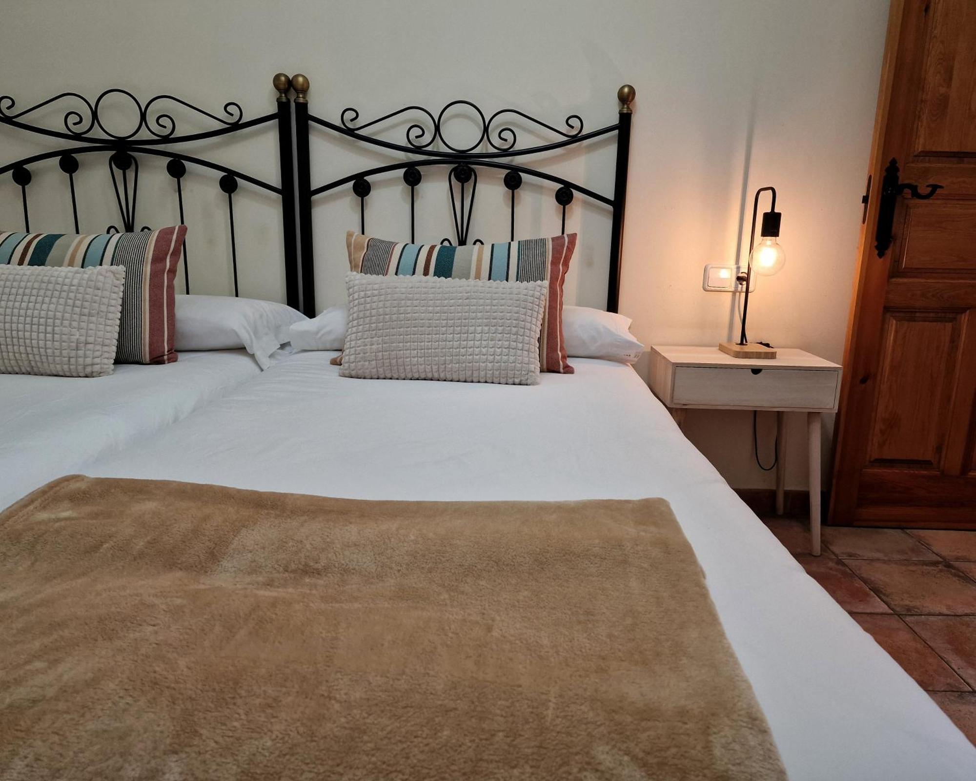Apartamentos Remona เอสปินามา ภายนอก รูปภาพ
