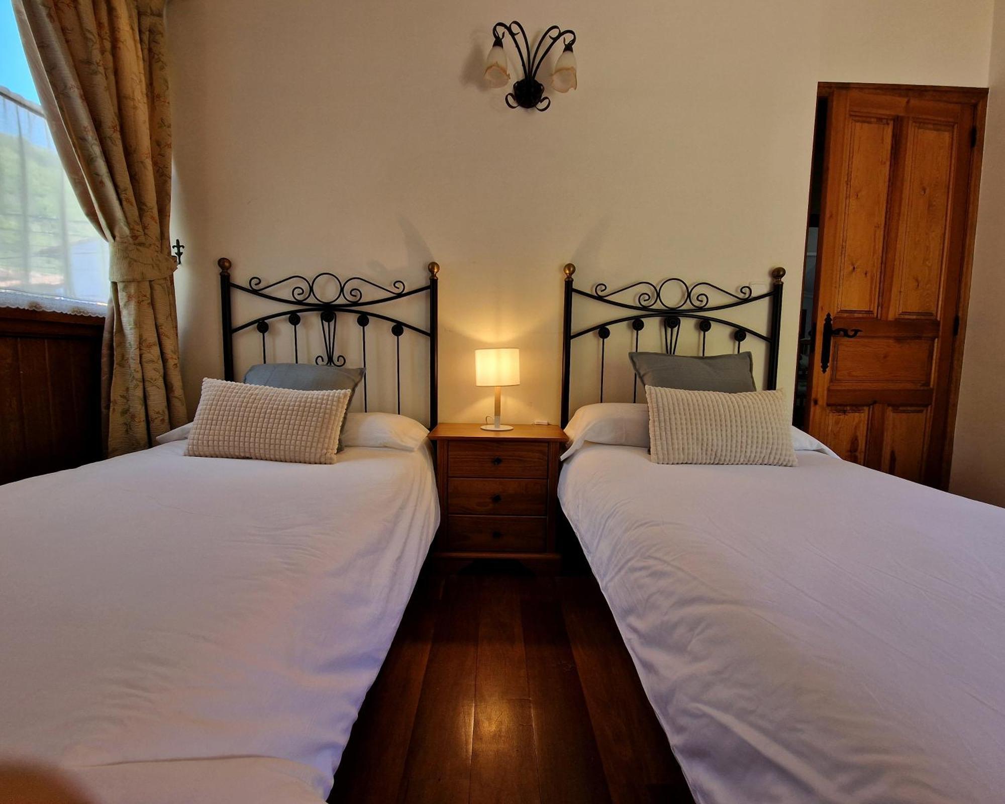 Apartamentos Remona เอสปินามา ภายนอก รูปภาพ